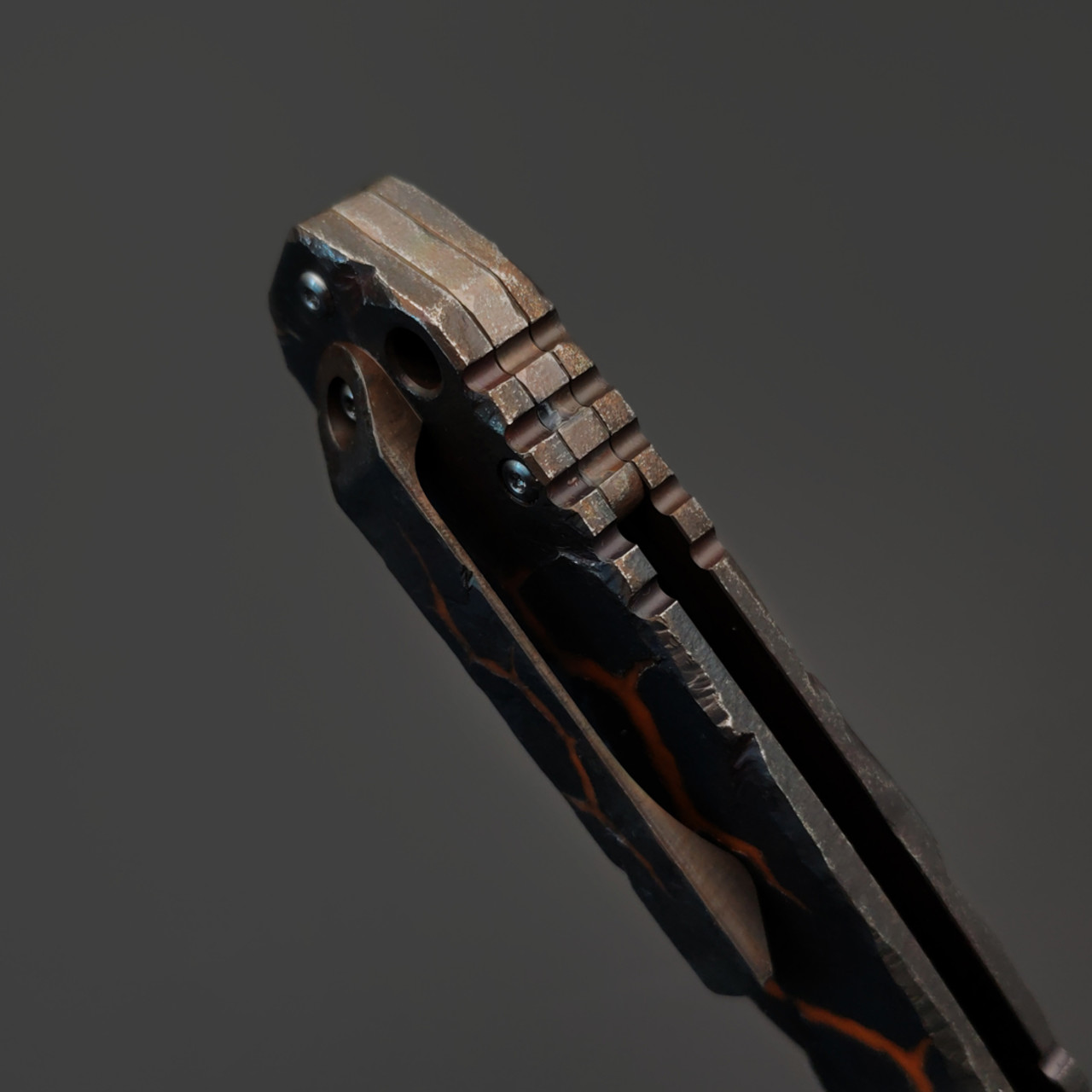 Alpha Miu складной нож Custom Lava Limited Edition сталь Тамахаганэ, рукоять Титан TC4