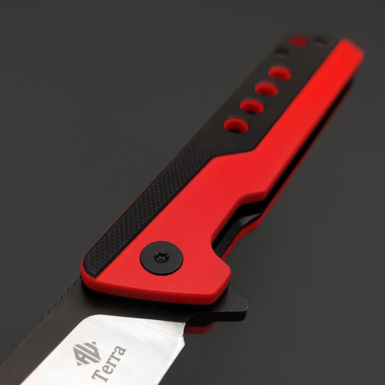 Alpha Miu складной нож Falto RD сталь 1.4116, рукоять G10 черный с красным