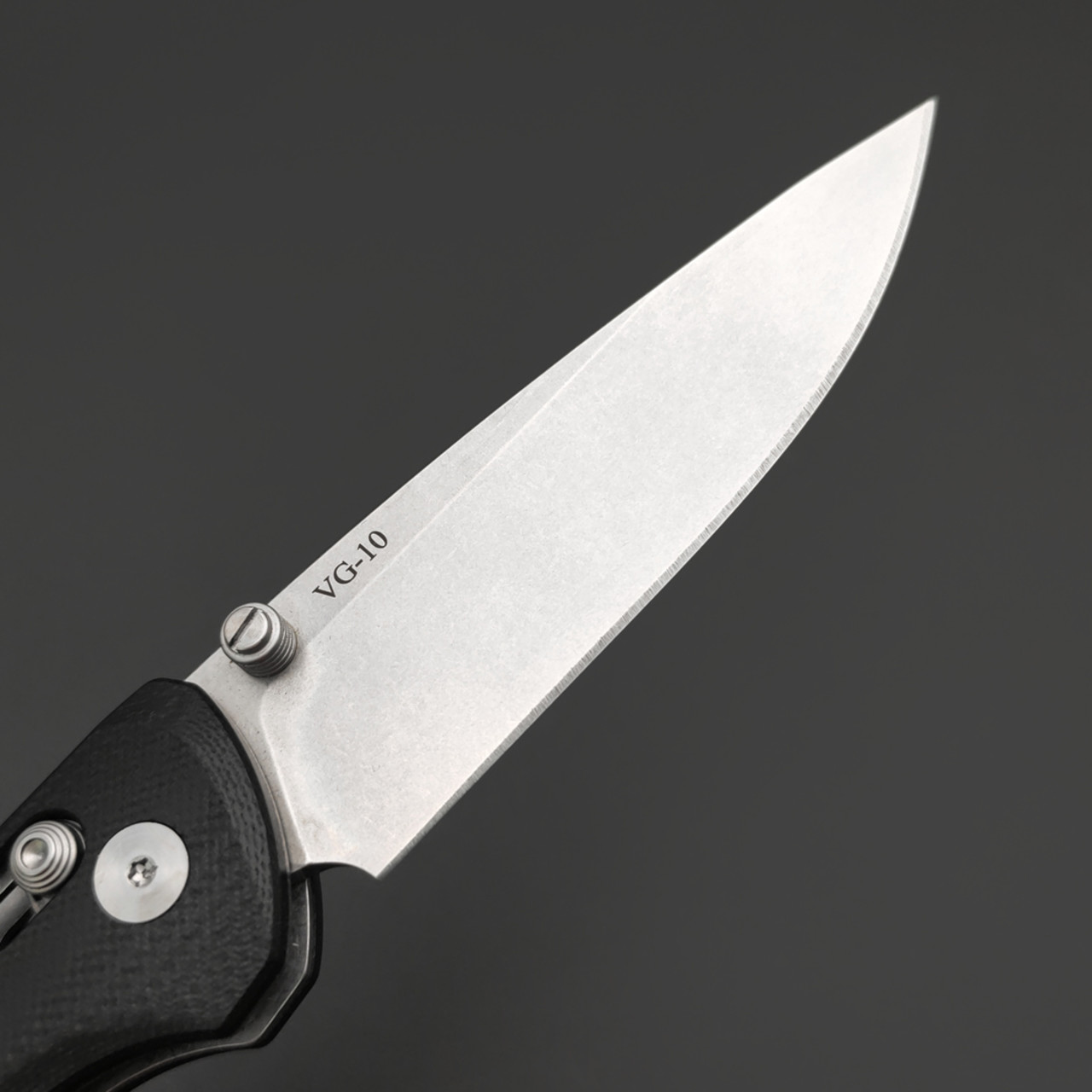 Alpha Miu складной нож Orvix-C сталь VG-10, рукоять G10 черный