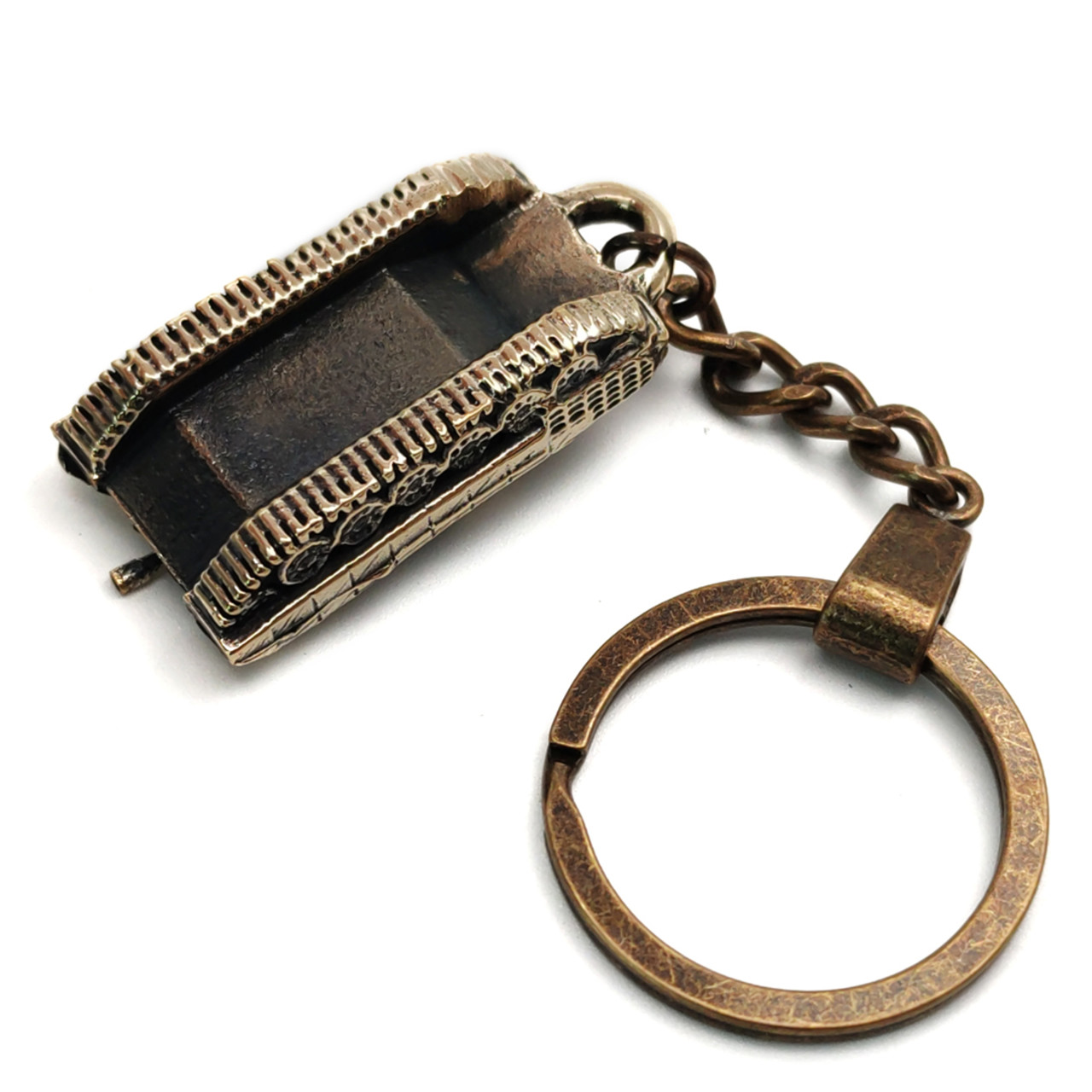 Сварог Плюс брелок "Танк" латунь